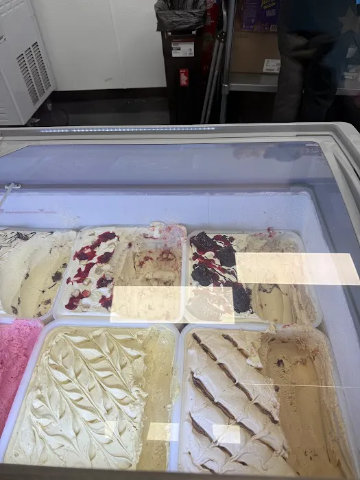 ICE CREAM CITY Picture 4