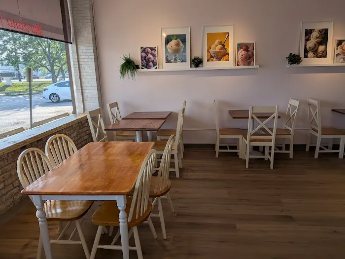 Marciano Ice Cream Picture 1