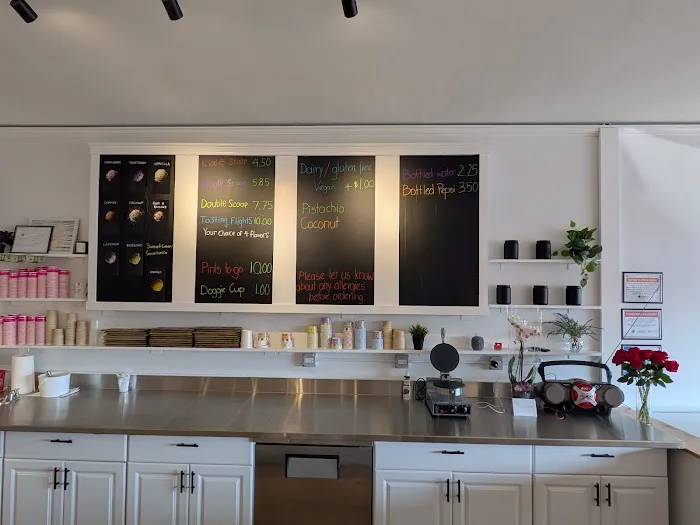 Marciano Ice Cream Picture 6