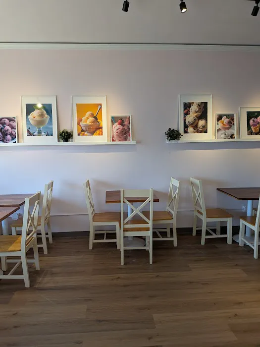 Marciano Ice Cream Picture 8