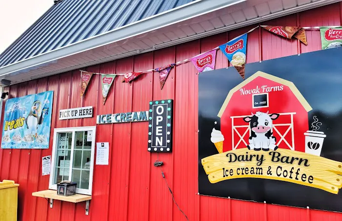 Novak Farms Dairy Barn Picture 4