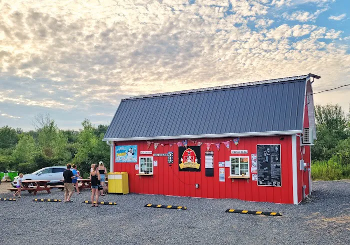 Novak Farms Dairy Barn Picture 10