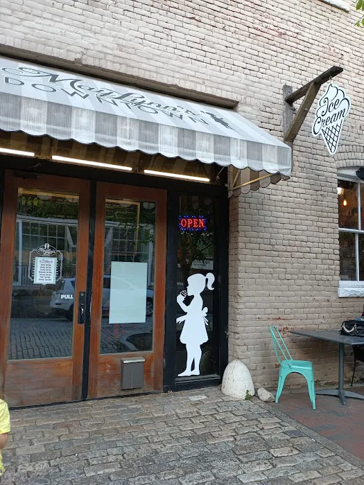 MayLynn’s Creamery Downtown Picture 4