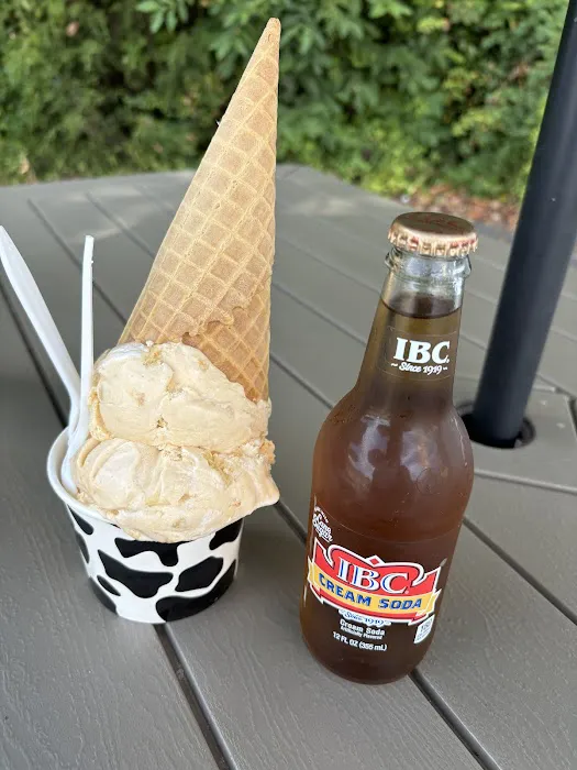 Moo Moo’s Ice Cream Picture 7