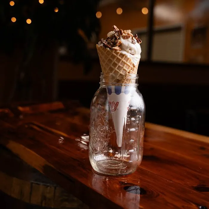 Joe Brett's Ice Cream Picture 2