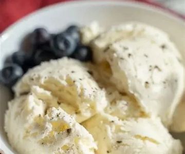 Homemade Vanilla Ice Cream Recipe with Fresh Cream and Real Vanilla Beans
