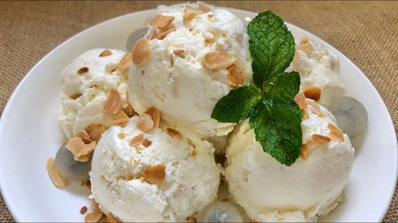 How to Make Ice Cream with Longan for a Delicious Asian Lychee Alternative