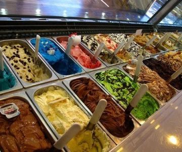 Best Ice Cream Shops in Eureka for California Redwood Forest Inspiration