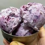 How to Make Ice Cream with Jambolan for an Indian Black Plum Flavor