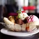 Best Ice Cream Shops in Gatlinburg for Tennessee Mountain Berry Blends