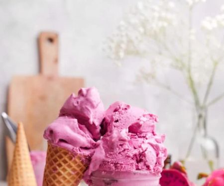How to Make Ice Cream with Pitaya (Dragon Fruit) for a Vibrant Pink