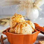 How to Make Ice Cream with Pumpkin for a Fall Seasonal Delight