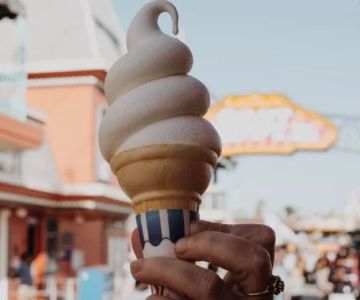 Best Ice Cream Shops in Monterey for California Cannery Row Themes