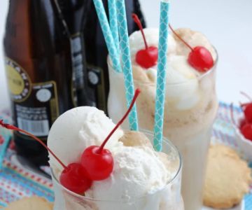 How to Make Ice Cream Floats with Root Beer, Cola, and More