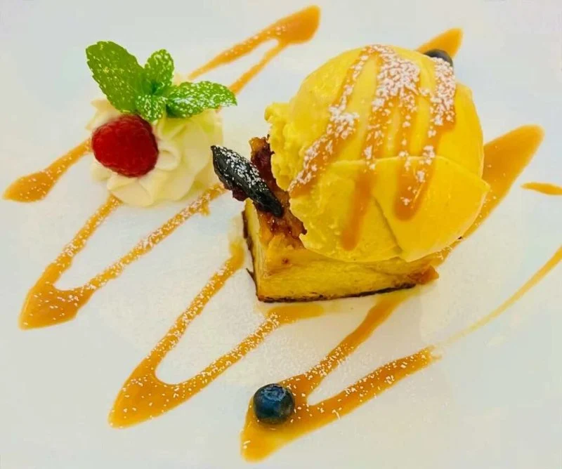 Best Ice Cream Shops in Las Vegas for Champagne and Caviar Pairings