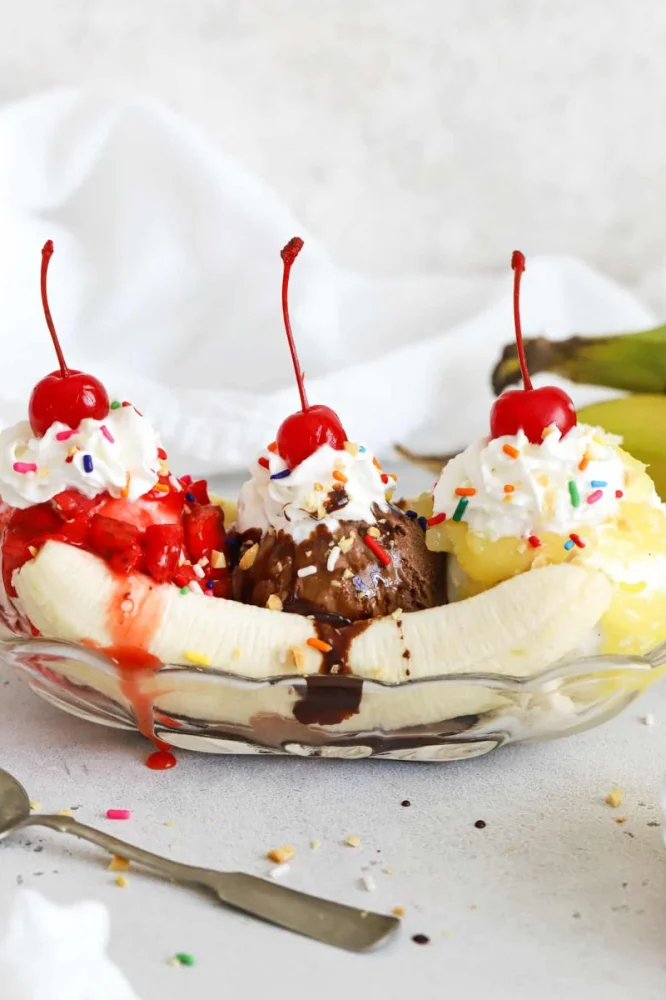 What Is Banana Split Ice Cream and How to Build the Perfect One