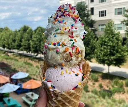 Best Ice Cream Shops in Atlanta for Peach and Georgia-Inspired Flavors