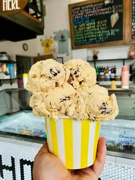 Best Ice Cream Shops in Frankfort for Kentucky Bourbon Infusions