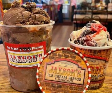 Best Ice Cream Shops in Pensacola for Florida Naval Air Station Themes