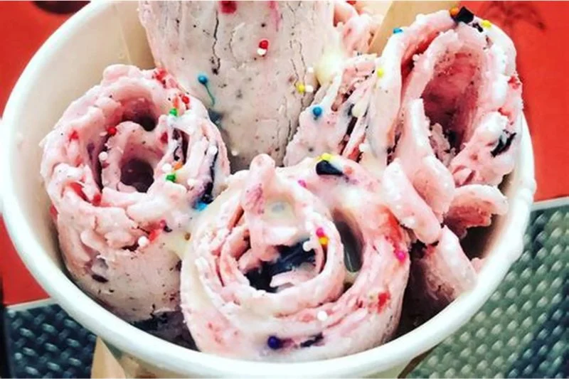 How to Make Rolled Ice Cream at Home with a Non-Stick Pan