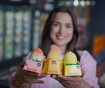 Ice Cream Art: How Sculptors Create Masterpieces from Frozen Dessert