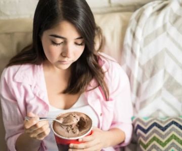Ice Cream and Dreams: Why Some People Crave It at Night