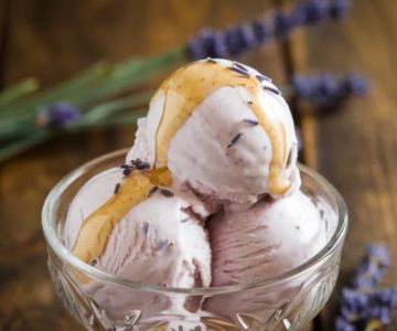How to Make Ice Cream with Lavender for a Floral Aroma