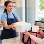 Ice Cream Cake Pickup: Check Size, Storage, and Timing